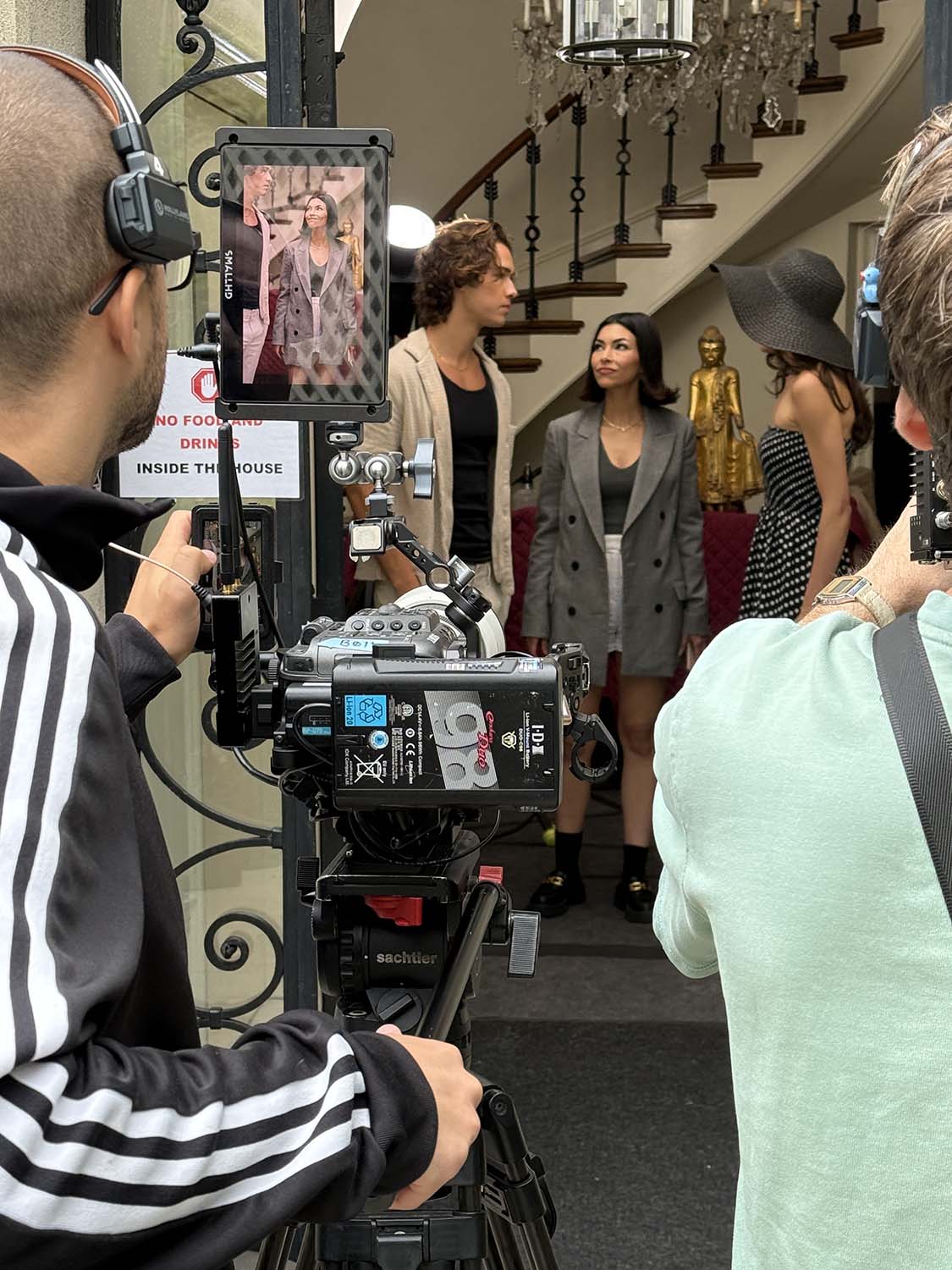 Vertical series production still 4